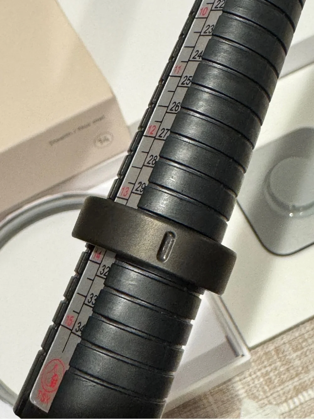 Oura Ring Gen 4 Stealth/ Noir Sz. 13 and 14